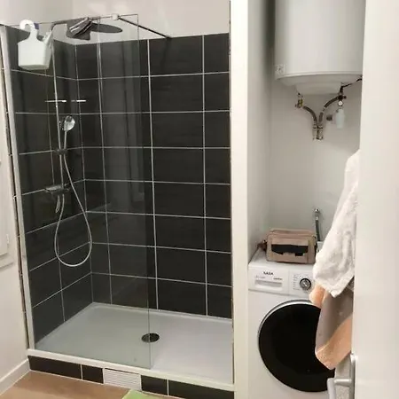 T3 Refait A Neuf, Lumineux Et Confortable 아파트 툴롱