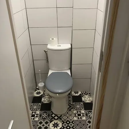 T3 Refait A Neuf, Lumineux Et Confortable * 툴롱